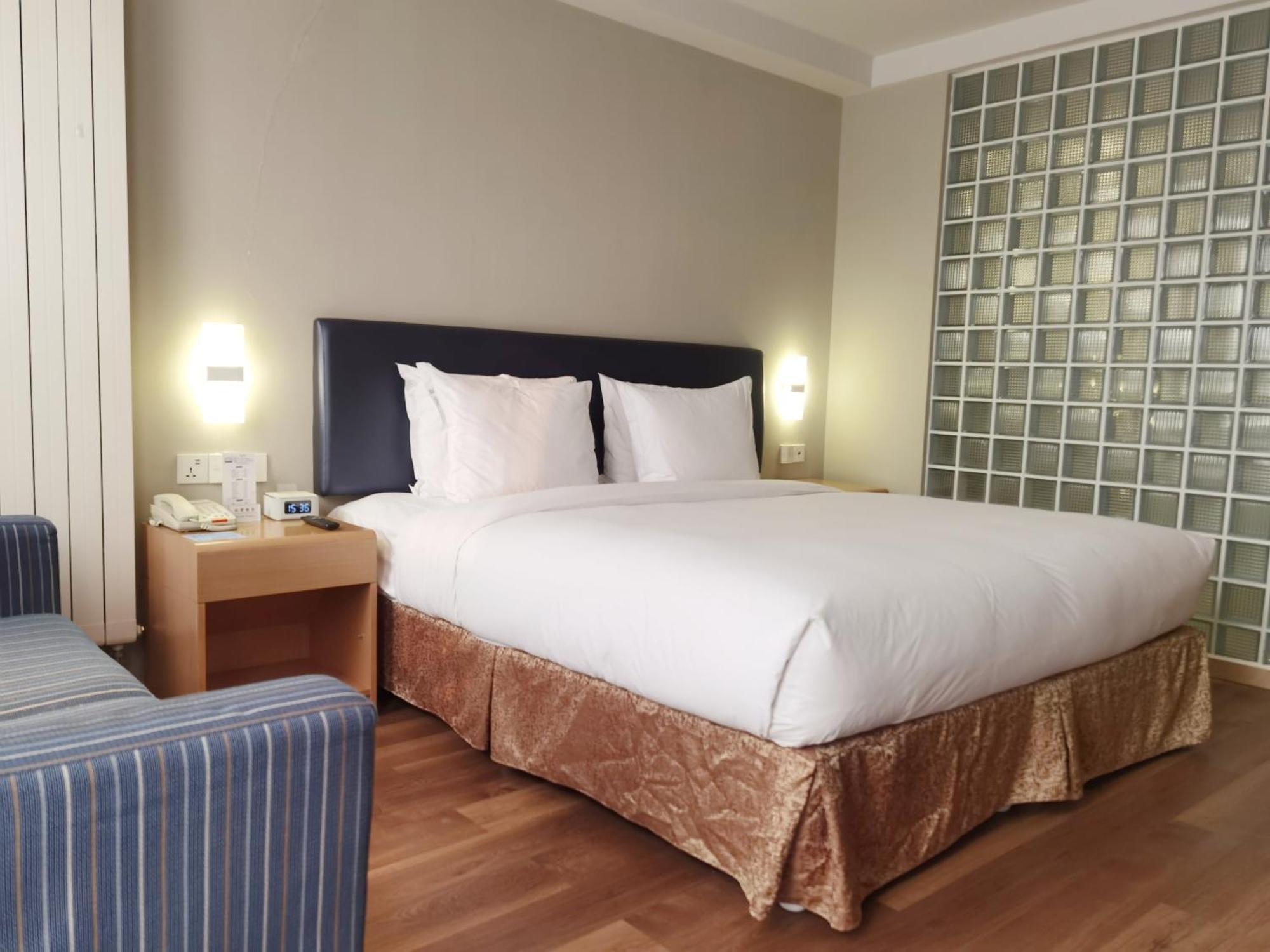 Holiday Inn Express Zhangjiakou Park View, An Ihg Hotel Exterior photo