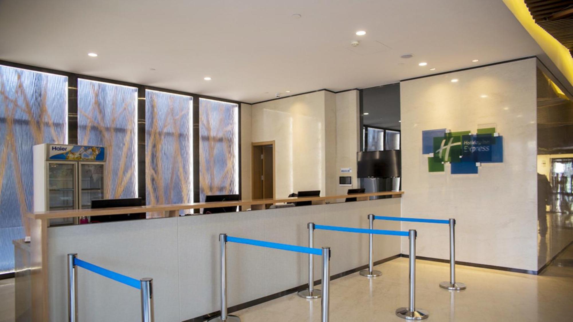 Holiday Inn Express Zhangjiakou Park View, An Ihg Hotel Exterior photo